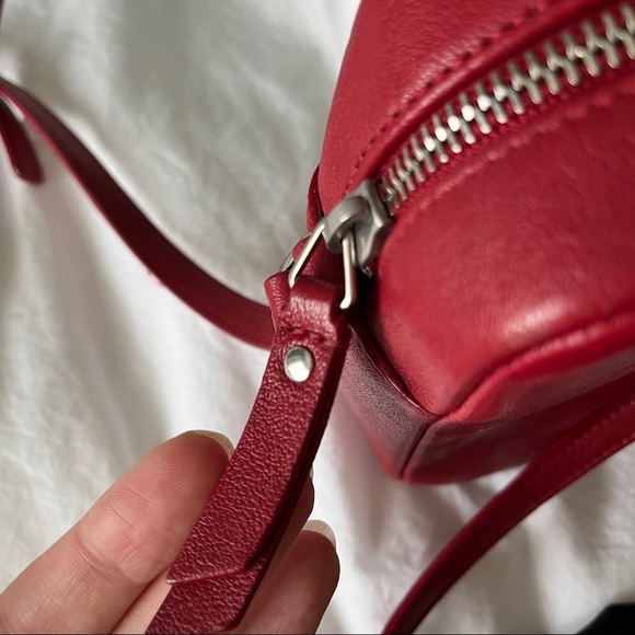 Saint Laurent Red Small Monogram Lou Camera Bag YSL - Picture 5 of 10
